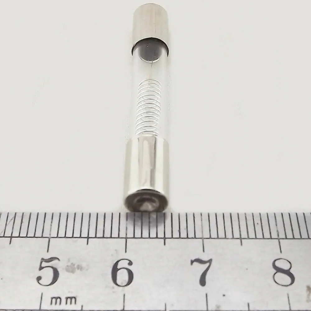 XP5KV09A Microwave Line Fuse 0.9A, 5KV Parts-O-Matic